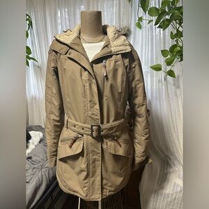 Columbia Women's Brown Ski Jacket